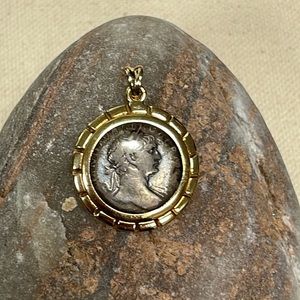 Roman Silver Denarius set in 18kt Yellow Gold